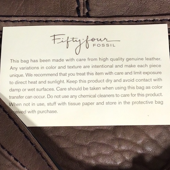 Vintage 54 soft, brown leather Fossil handbag. This bag has never been used. - Picture 7 of 9